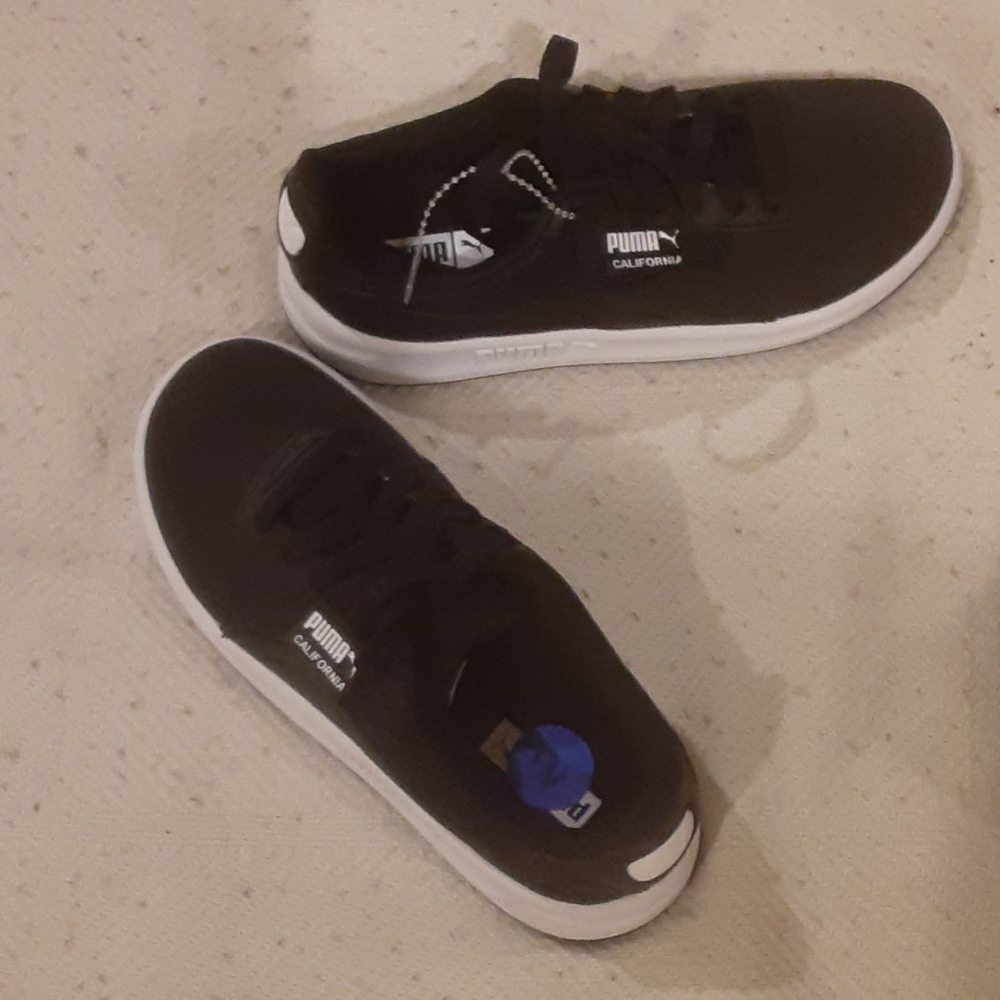 Puma Sneakers